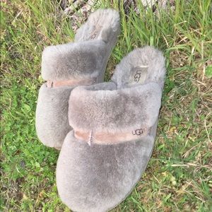 Ugg slippers